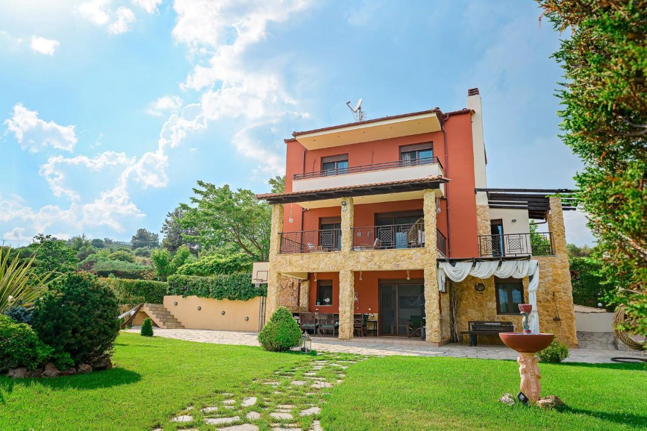 Villa Mariellie Néa Péramos Exterior foto